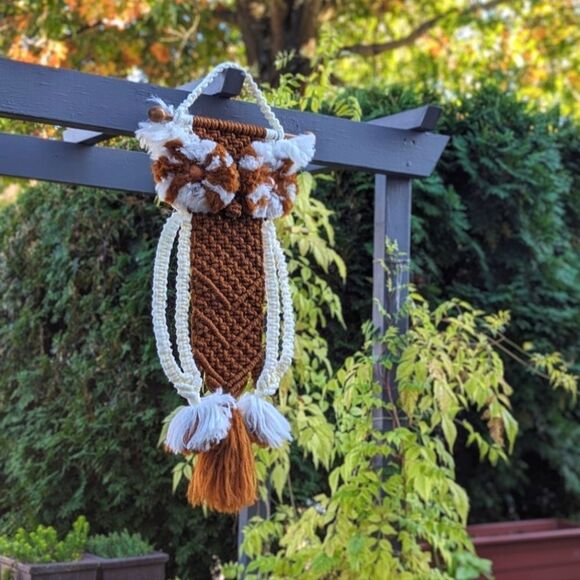 Vintage Macrame Owl - Picture 3 of 4